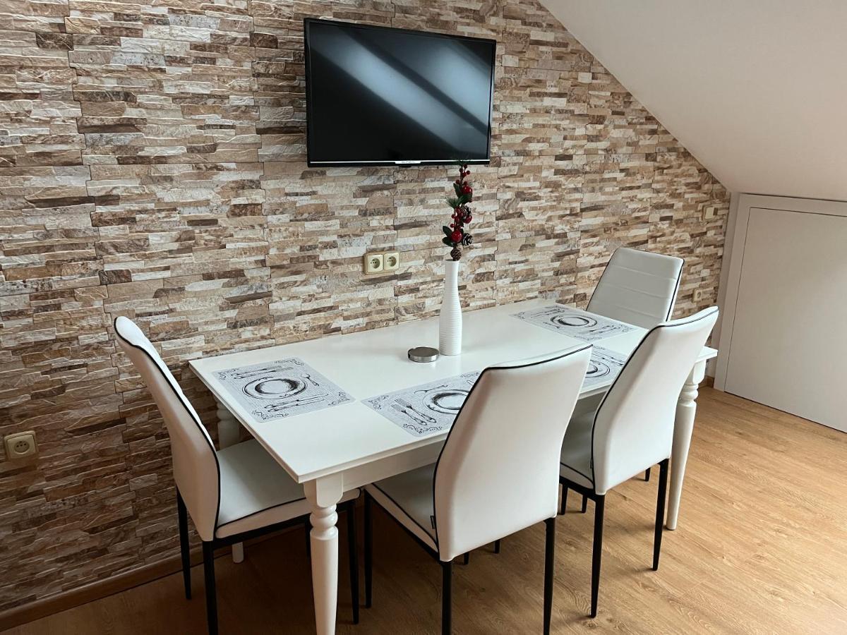 Apartman U Pola Zdikov Екстер'єр фото
